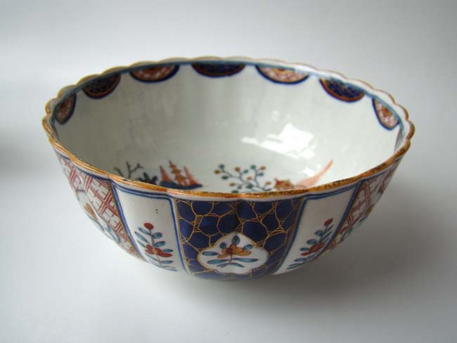 A Worcester porcelain "Japan" pattern four piece tea and coffee service circa 1770-1775 — image 6
